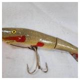 Vintage CC Roberts Musky  Mad Puppy Minnow Vintage CC Roberts Musky  Mad Puppy Minnow