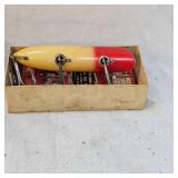 Heddon Red  Head Basser, very nice in Original Box w/Manual Heddon Red  Head Basser, very nice in Original Box w/Manual