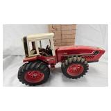 1/16th Scale Ertle International Harvester 3588 2+2, 4WD, late 70 1/16th Scale Ertle International Harvester 3588 2+2, 4WD, late 70