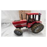 1/16th Ertl International Harvester 5288 MFWD Tractor (Ertl Prestige Collection) 1/16th Ertl International Harvester 5288 MFWD Tractor (Ertl Prestige Collection)