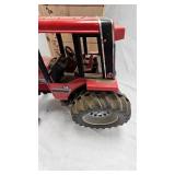 1/16th Ertl International Harvester 5288 MFWD Tractor (Ertl Prestige Collection) 1/16th Ertl International Harvester 5288 MFWD Tractor (Ertl Prestige Collection)