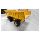 Ertl International Harvester Pay Hauler Ertl International Harvester Pay Hauler