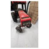 1/16 Scale Case IH 2594 Tractor (Ertl Prestige Collection) 1/16 Scale Case IH 2594 Tractor (Ertl Prestige Collection)