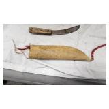 Native American Beaded Knife Sheath, Leather and beautiful Bead Work in Excellent Condition Native American Beaded Knife Sheath, Leather and beautiful Bead Work in Excellent Condition
