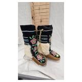 Northern Cree Floral Beaded Mukluks, Late 20th Century Northern Cree Floral Beaded Mukluks, Late 20th Century