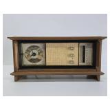 Mid Century Sears SILVERTONE Tabletop Radio