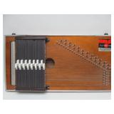 Nice Condition Oscar Schmidt MEG Auto Harp w/Carrying Case