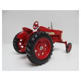 Diecast Metal McCormick FARMALL 350 Tractor