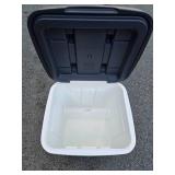 Like-New or Brand New IGLOO Cool 60 Roller
