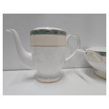 LARGE Set of Quality VILLEROY & BOCH China Dishware