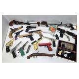 Large Lot of Assorted Vintage & Newer Toy Guns etc