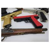Large Lot of Assorted Vintage & Newer Toy Guns etc