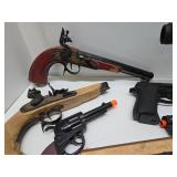 Large Lot of Assorted Vintage & Newer Toy Guns etc