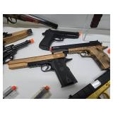 Large Lot of Assorted Vintage & Newer Toy Guns etc
