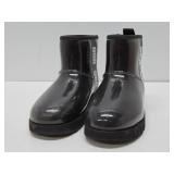 New or Like-New UGG Moon Boots - Ladies Size 8
