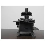Vintage Cast Iron QUEEN DOLL Stove