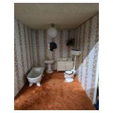 Wonderful Large Doll House w/Many Accessories