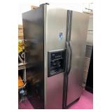 Excellent Clean Working KENMORE Coldspot Refrigerator / Freezer