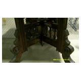 Fancy Cross-legged Side Table