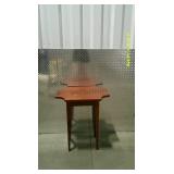 Inverted Corner Table