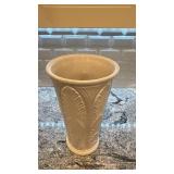 GRACO 15-Inch Ceramic Vase with Leaf Pattern