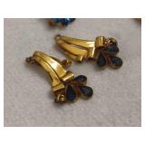 Gold Tone & Sapphire Colored Vintage Jewelry Gold Tone & Sapphire Colored Vintage Jewelry
