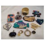 Lot of Assorted Pins & Pendants Lot of Assorted Pins & Pendants