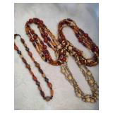 Lot of Asst Brown/Wood Tone Necklaces Lot of Asst Brown/Wood Tone Necklaces