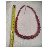 Chunky Graduated Bead Vintage Necklace Chunky Graduated Bead Vintage Necklace