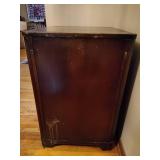 Sligh Furniture 4-Drawer Antique Side Table Sligh Furniture 4-Drawer Antique Side Table