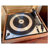 United Audio Turn Table - Record Player United Audio Turn Table - Record Player