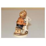 Vintage Hummel Figurine "Latest News" No. 184 Vintage Hummel Figurine "Latest News" No. 184