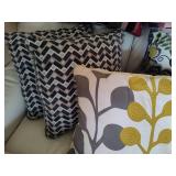 Lot of Assorted Throw Pillows Lot of Assorted Throw Pillows