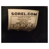 Sorel & White Mountain Boots & Asst Winter Accessories Sorel & White Mountain Boots & Asst Winter Accessories