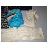 Lot of Assorted Scarves & Gloves Lot of Assorted Scarves & Gloves