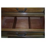 Henredon 4-Piece Bedroom Set Henredon 4-Piece Bedroom Set