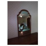 Henredon 4-Piece Bedroom Set Henredon 4-Piece Bedroom Set