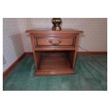 Henredon 4-Piece Bedroom Set Henredon 4-Piece Bedroom Set