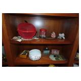 Assorted Home Décor - Wire Apple Fruit Basket, Plate, Bowl Assorted Home Décor - Wire Apple Fruit Basket, Plate, Bowl