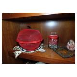 Assorted Home Décor - Wire Apple Fruit Basket, Plate, Bowl Assorted Home Décor - Wire Apple Fruit Basket, Plate, Bowl