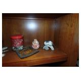 Assorted Home Décor - Wire Apple Fruit Basket, Plate, Bowl Assorted Home Décor - Wire Apple Fruit Basket, Plate, Bowl