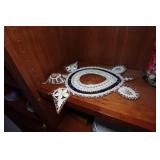 Assorted Home Décor - Wire Apple Fruit Basket, Plate, Bowl Assorted Home Décor - Wire Apple Fruit Basket, Plate, Bowl