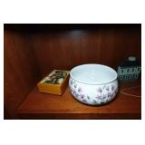 Assorted Home Décor - Wire Apple Fruit Basket, Plate, Bowl Assorted Home Décor - Wire Apple Fruit Basket, Plate, Bowl
