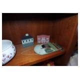 Assorted Home Décor - Wire Apple Fruit Basket, Plate, Bowl Assorted Home Décor - Wire Apple Fruit Basket, Plate, Bowl