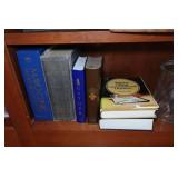 Assorted Home Décor - Vases, Clock, Plates Assorted Home Décor - Vases, Clock, Plates
