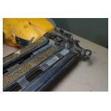 DeWalt 16 Gauge Cordless Finish Nailer DeWalt 16 Gauge Cordless Finish Nailer