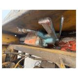 Ingersoll-Rand Gyro-Flo 85 Portable Air Compressor with Jack Hammer Ingersoll-Rand Gyro-Flo 85 Portable Air Compressor with Jack Hammer