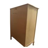 Vintage 5-Drawer Pionite Laminate French Provincial Dresser Vintage 5-Drawer Pionite Laminate French Provincial Dresser