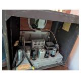 Vintage Coronado 1040-A Tube Radio Vintage Coronado 1040-A Tube Radio