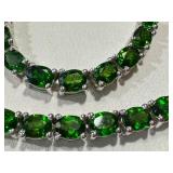 18" Sterling Silver Necklace with Vibrant Green Stones 18" Sterling Silver Necklace with Vibrant Green Stones